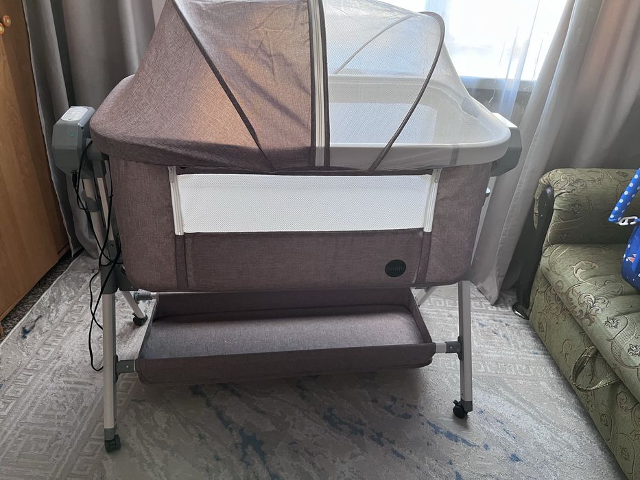 Продам детскую кроватку