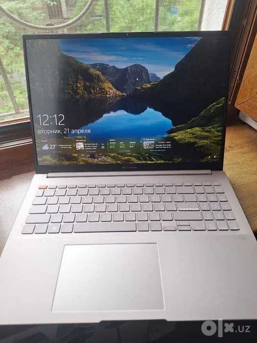 ASUS Vivoвook Core i3-1215U/8 Gb/512 Gb