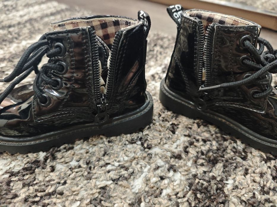 Весенние ботиночки на девочку 22 размер