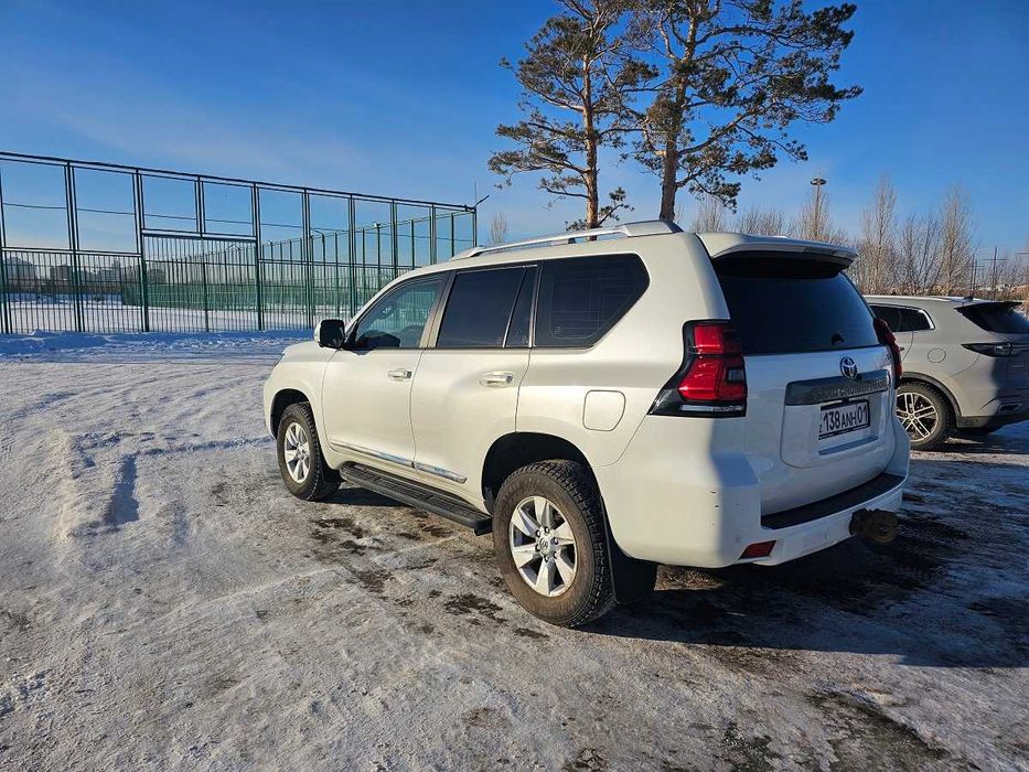 Toyota Land Cruiser Prado 2022 г.
