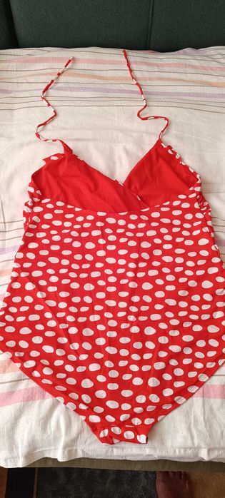 Цял бански голям размер от Англия