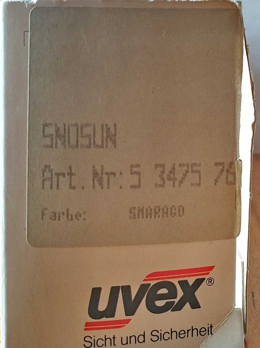 Използвани Панорамни слънчеви очила UVEX SNOSUN - Черни