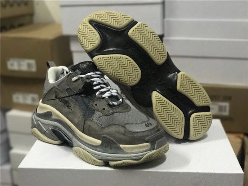 Balenciaga Triple S - Black/Grey/Tan