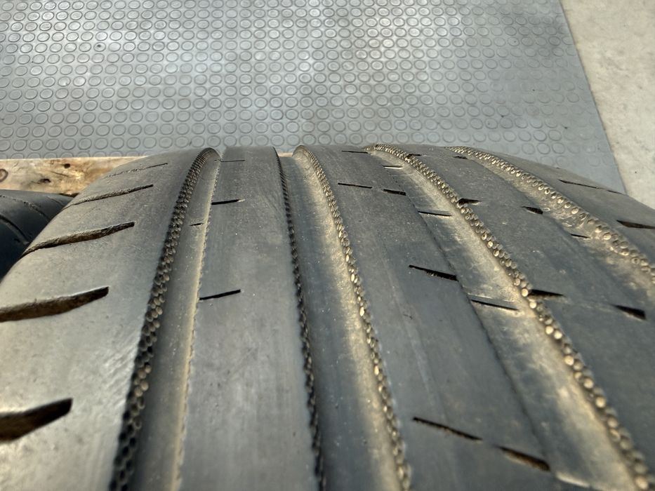 4бр. Летни Гуми С Борд 215/45ZR/17 -NOKIAN+SAILUN- DOT:0524+5119- 5.4мм+5.6мм