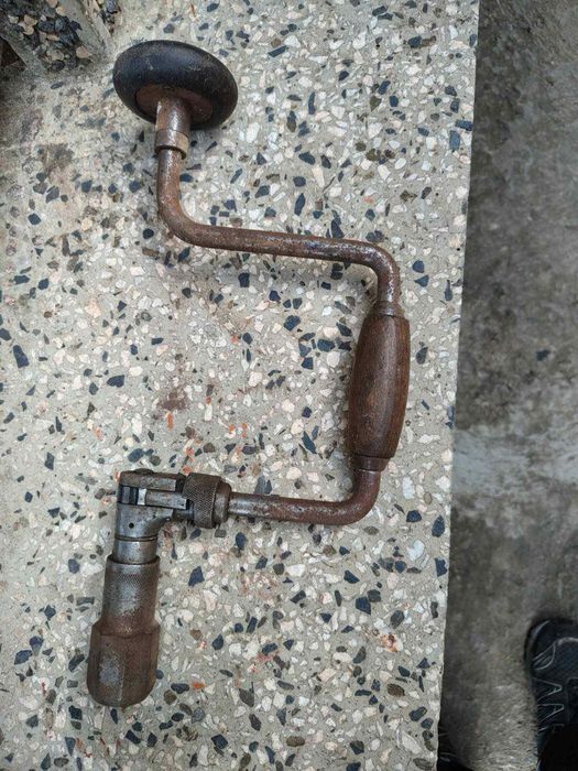 Инструменти Маткап и  дрелка