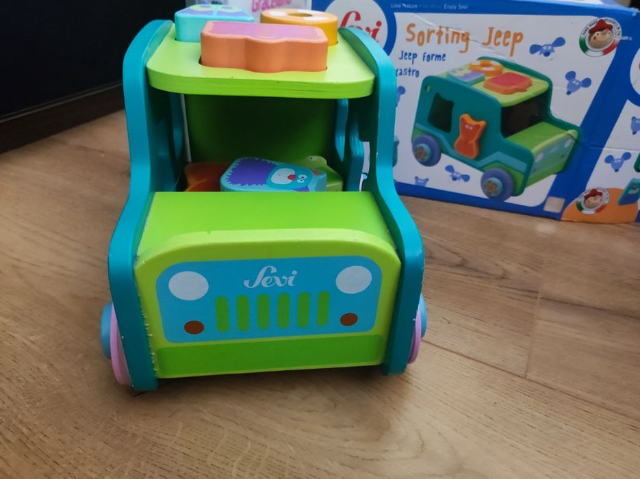 Дървен сортер и кола за бутане 2в1