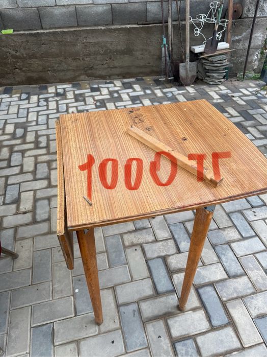 Табуреты по 2000 тг