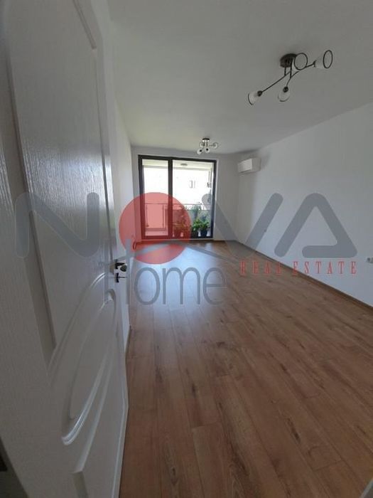 Продава се Тристаен апартамент в Варна, Операта - 145 кв.м за 2318 €/кв.м - Снимка #8