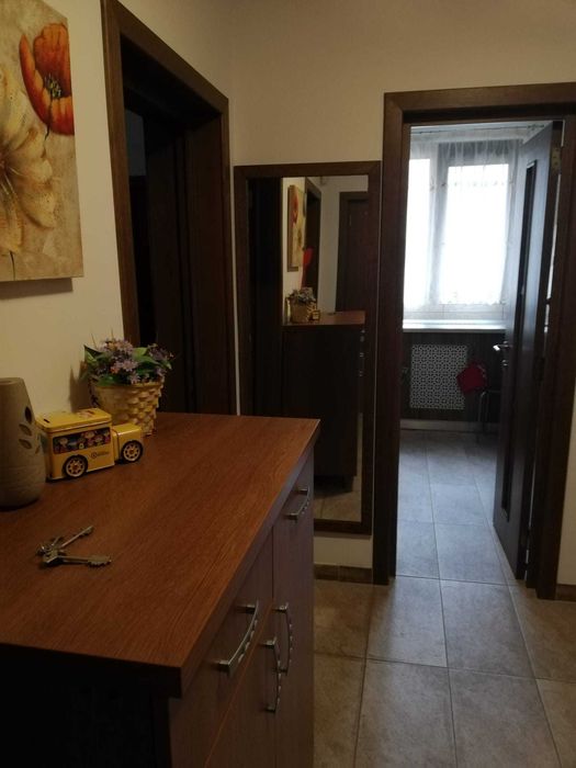 Vanzare apartament 4 camere