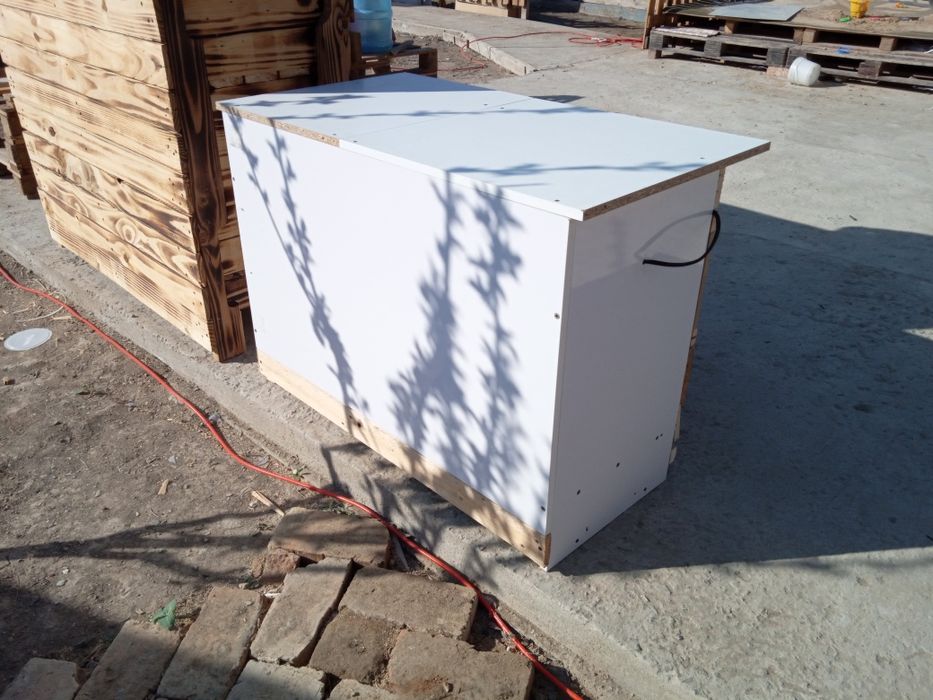 Брудер сатылады размер 100/45/60