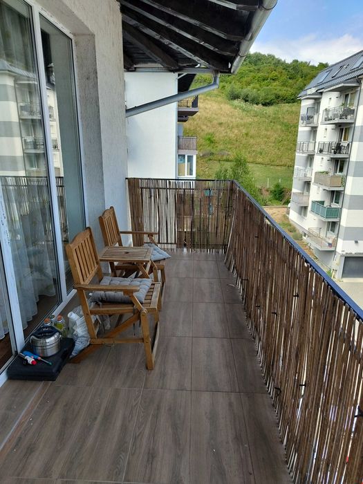 Inchiriez apartament/2 dormitoare, living+bucatarie, 1 baie, 2 balcoane/str. Garbaului/parcare subterana/zona linistita