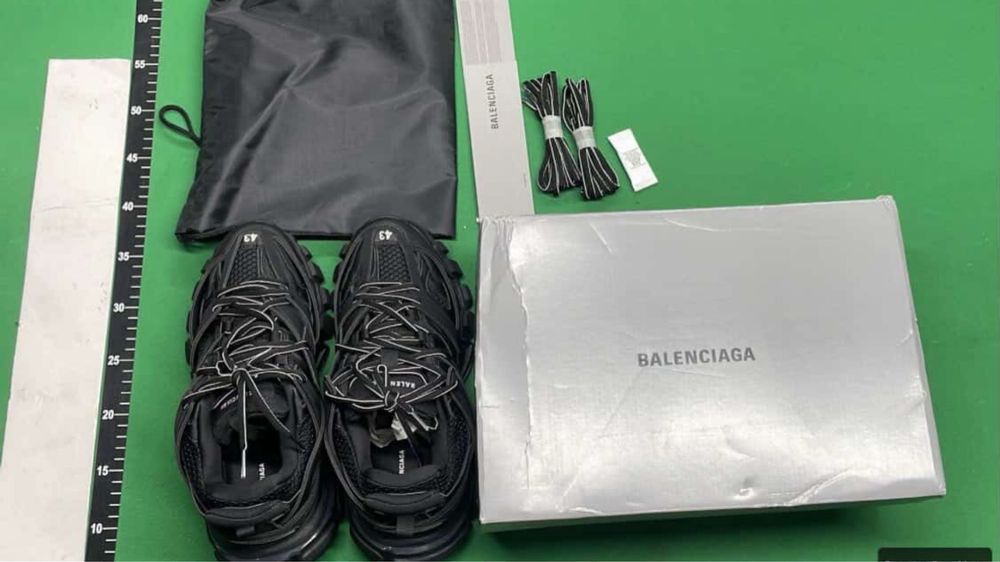 Balenciaga track