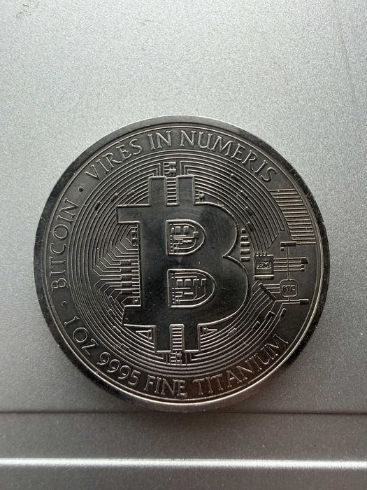 Колекционерска монета Bitcoin ₿ 1 унция титан Bitcoin Coin 1 oz лимитирана крипто серия за нумизмати и инвеститори