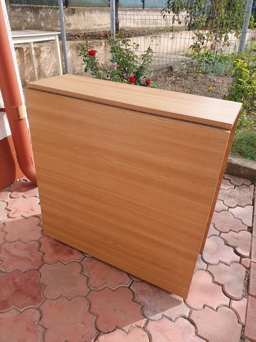 Masă pliabila, scaune lemn sau tapițate