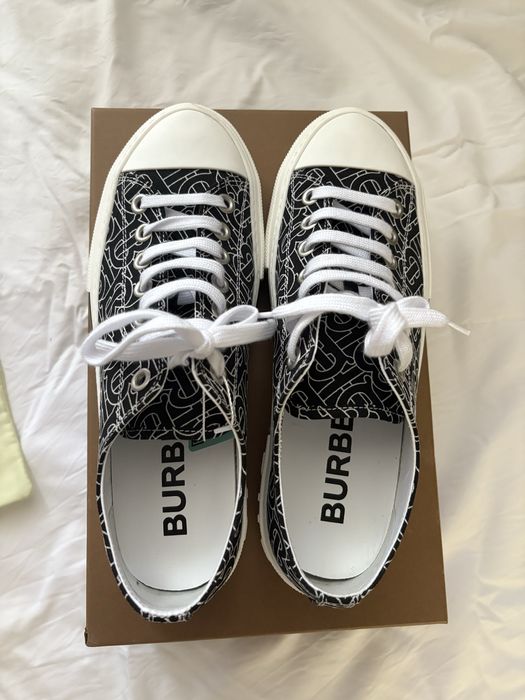 Burberry кеды оригинал