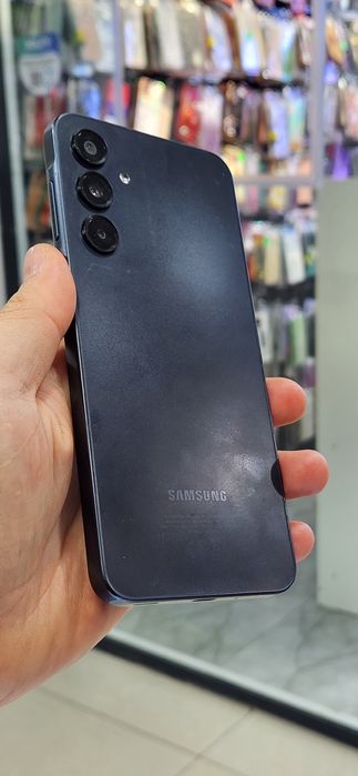 Telefon sotiladi samsung A16. Xolati yaxshi