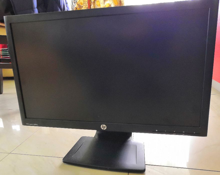 Монитор HP Compaq LA2306x