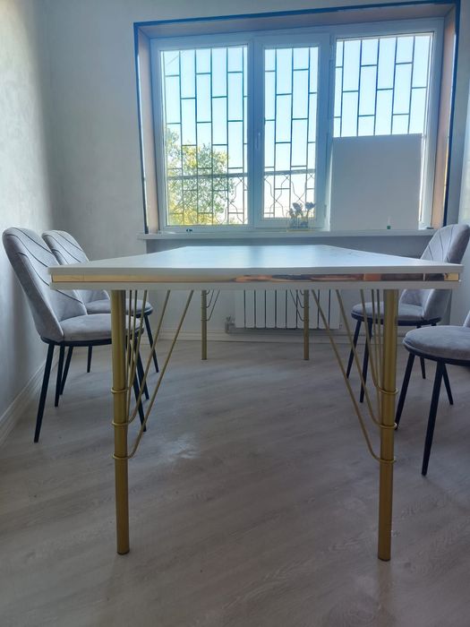 Продам стол со стульями