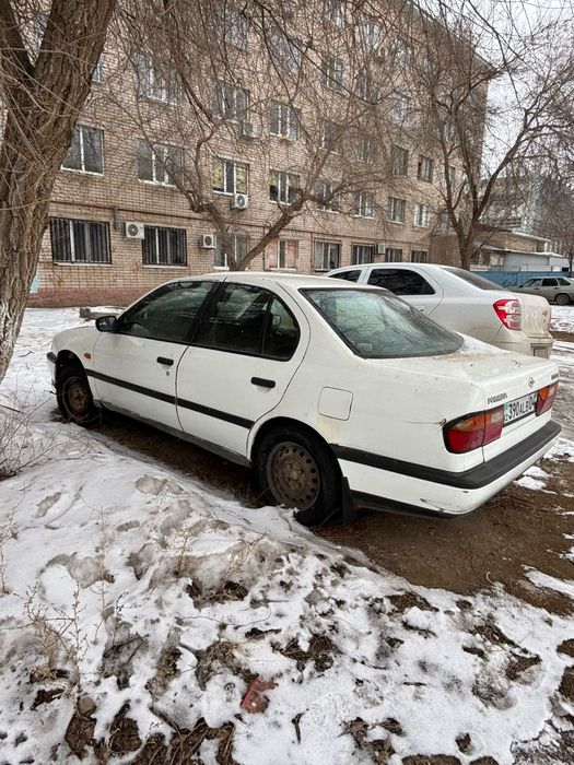 Nissan primera p10 2.0 slx