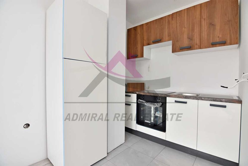 Продава се Двустаен апартамент в Варна, Възраждане 3 - 54 кв.м за 2056 €/кв.м - Снимка #3