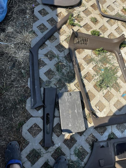 Продавам салон за Mitsubishi Pajero 2