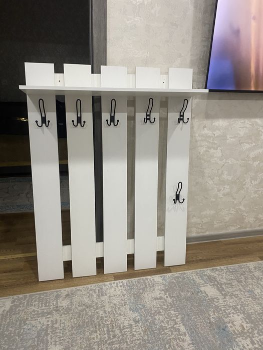 Вешалка для вещей