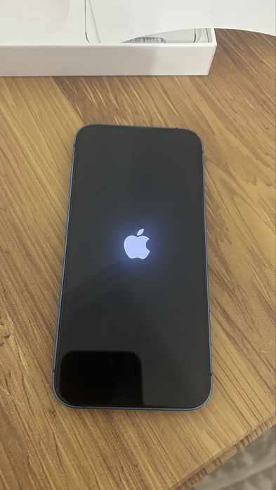 Продам Айфон 13, 128гб.