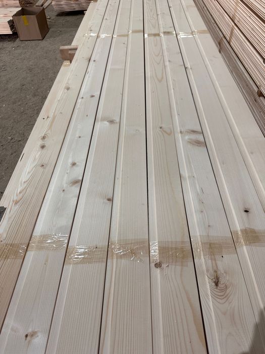 Ламперия от сух дървен материал