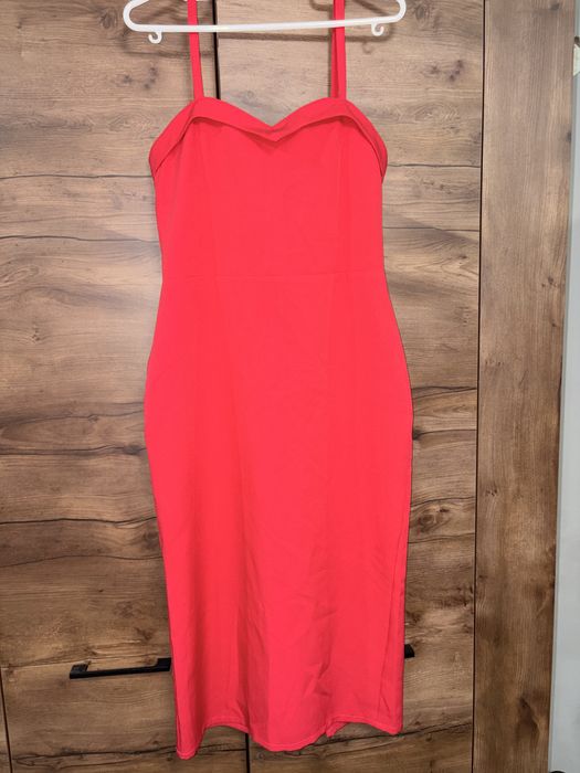 Любое платье и двойки по 5000!