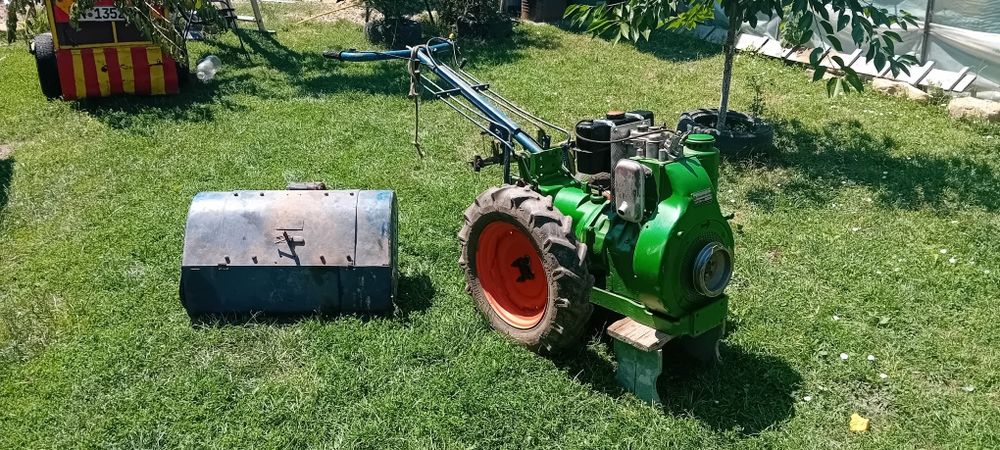 Vând motocultor lombardini LDA 100