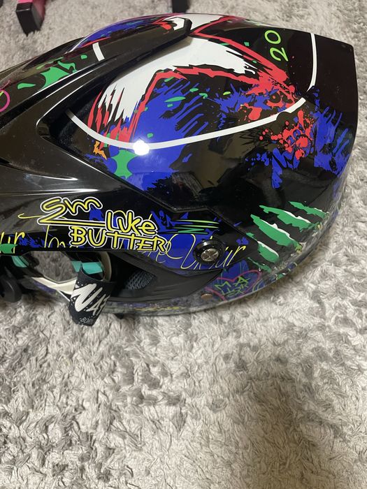 Vand casca de bicileta