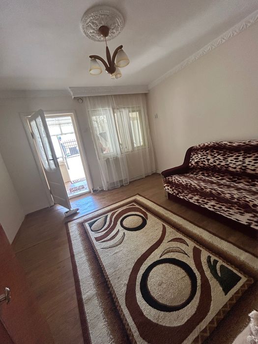 Casă de vânzare, 3 camere, cartier Palas