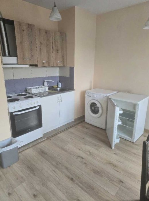 Дава се под наем Двустаен апартамент в София, Павлово - 65 кв.м за 598.23 € - Снимка #2