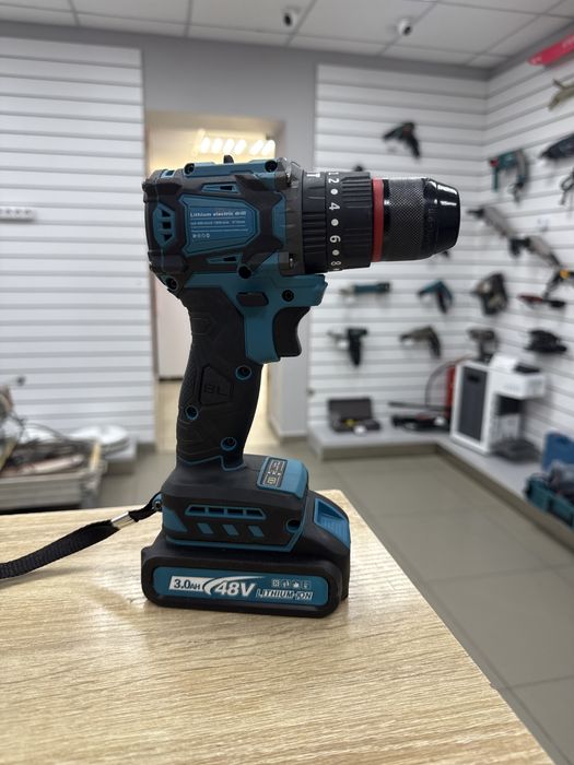 Шуруповерт TOR TM79