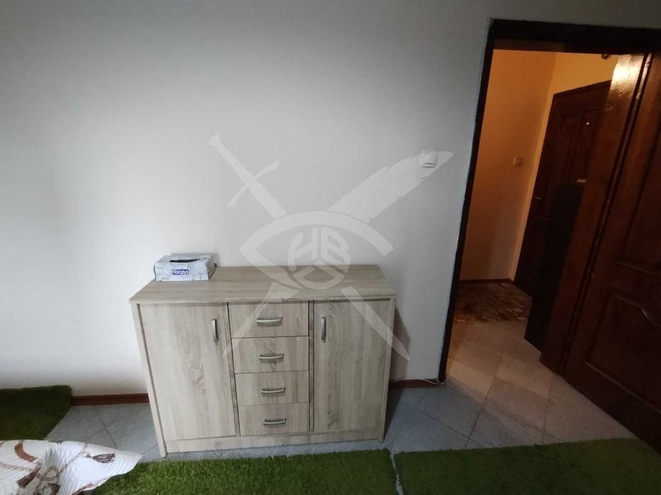 Дава се под наем Двустаен апартамент в Пловдив, Център - 75 кв.м за 169570.41 € - Снимка #2