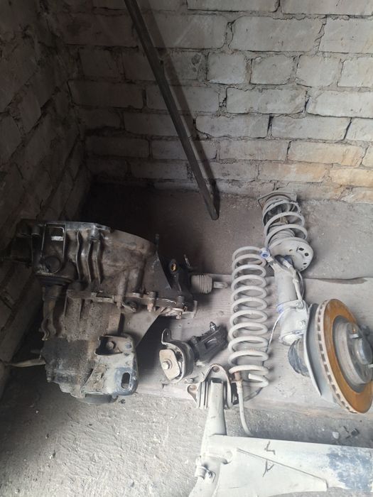 Продам запчасти от приоры