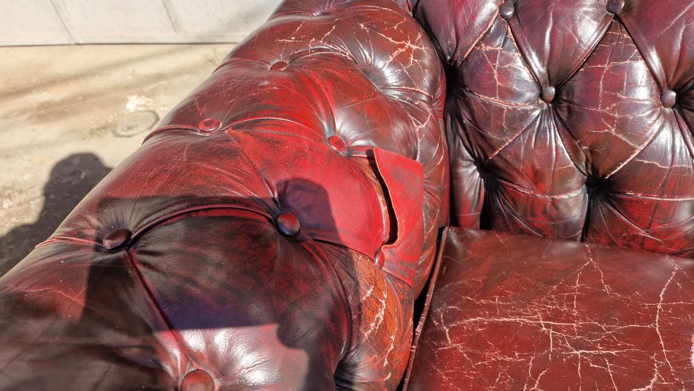 Честърфилд диван от естествена кожа