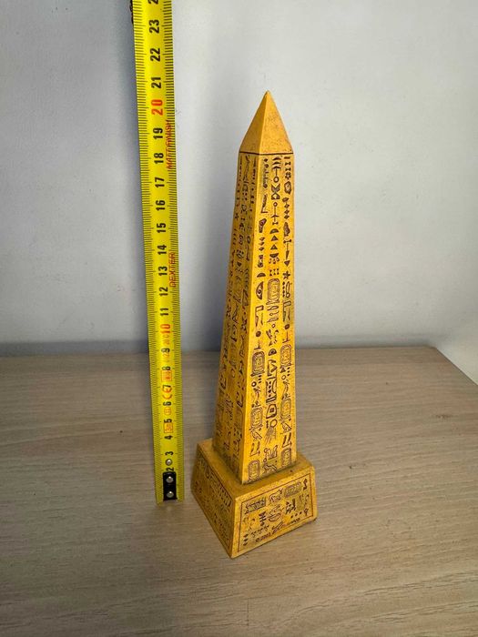 Obelisc egiptean decorativ Summit Collection 2001 – aprox. 20 cm