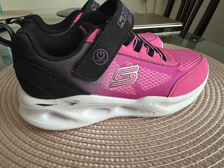 Маратонки Skechers 30 размер