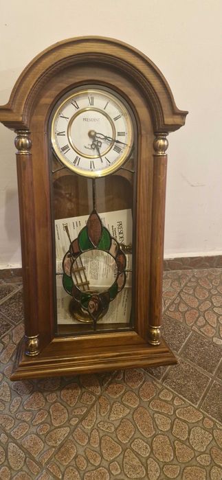 Стенен часовник PRESIDENT