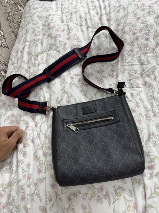 Продам барсетку !!!