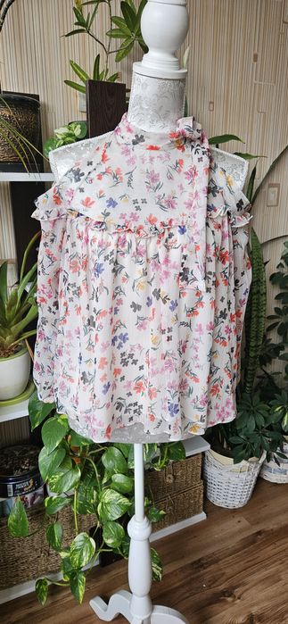 РАЗПРОДАЖБА блузи размерS, M