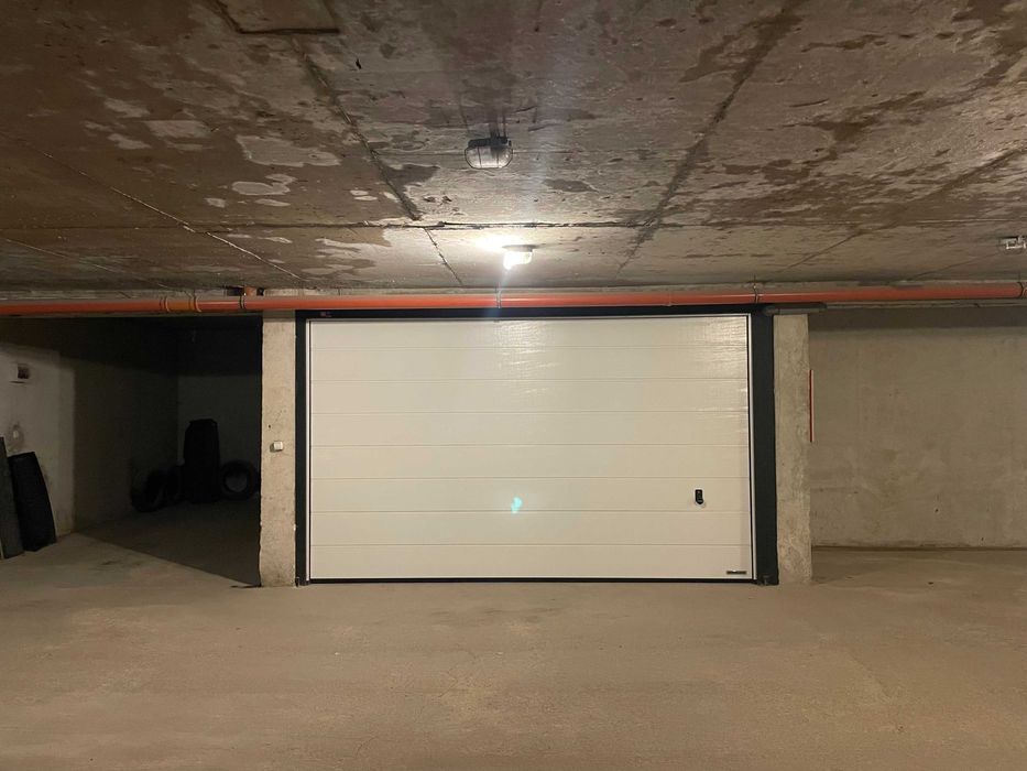 Дава се под наем Гараж / Паркомясто в София, Полигона - 23 кв.м за 153 € - Снимка #2