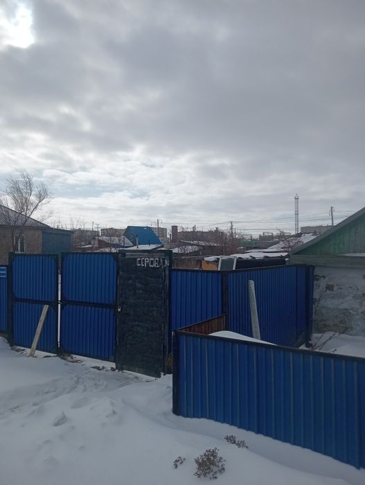 участок с домом, требуется капитальный ремонт либо под снос