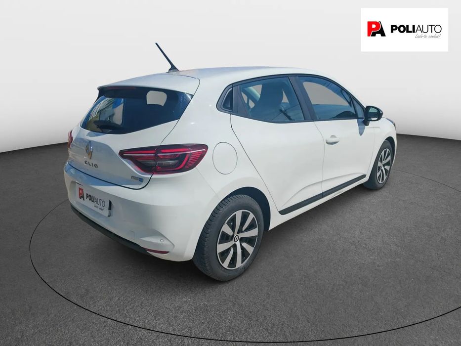Renault Clio TVA deductibil, leasing, credit, garanție.