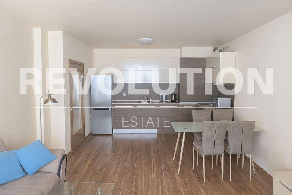 Двустаен апартамент в района на к.к Златни пясъци!