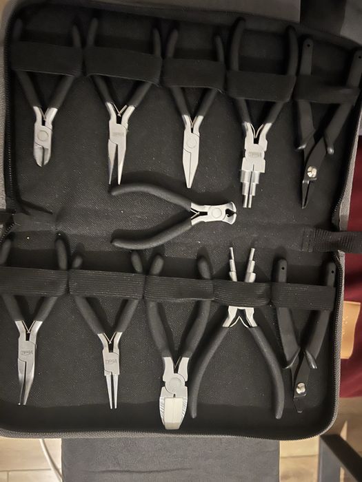 различни инструменти