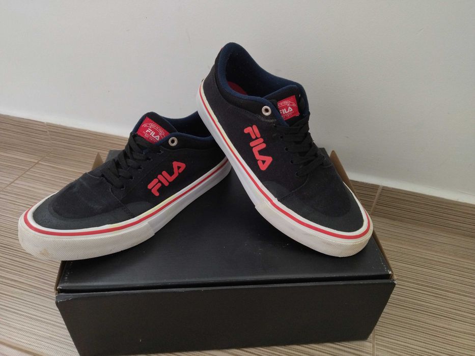 Adidași pantofi sport originali Fila mărimea 43