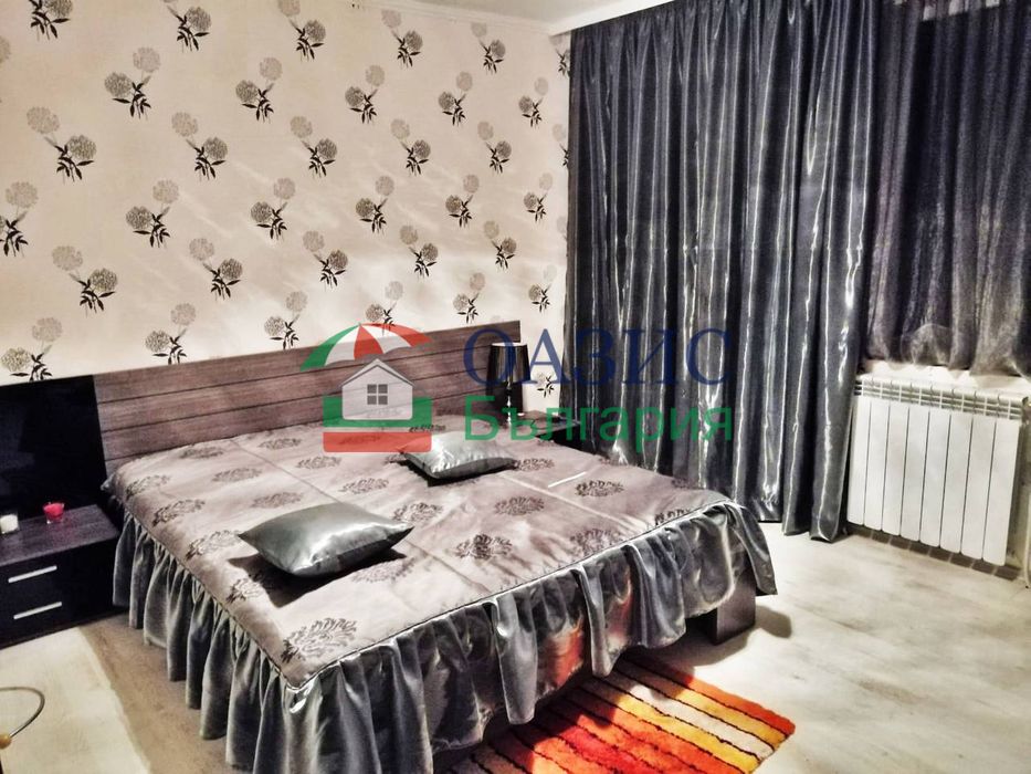 Къща с. Кошарица, България 445 кв. м., върху парцел 1146 кв. м., цена 495 000 евро