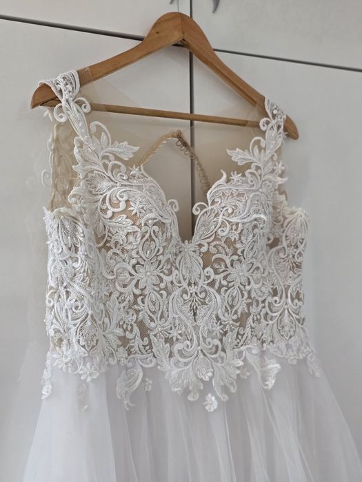 Продавам булчинска рокля